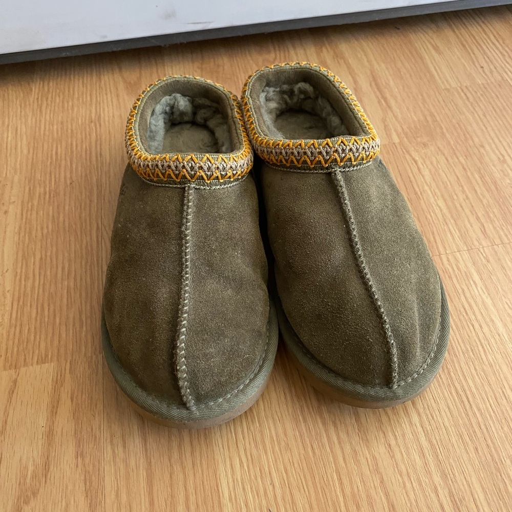 Womens UGG Tasman 8 Olive